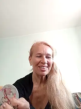 Snapshot of ViktoriaSexi1 chatting on April 15, 4:41 am ViktoriaSexi1 online show from April 15, 4:41 am