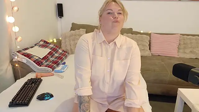 Jolina Juice online show from April 8, 5:51 am