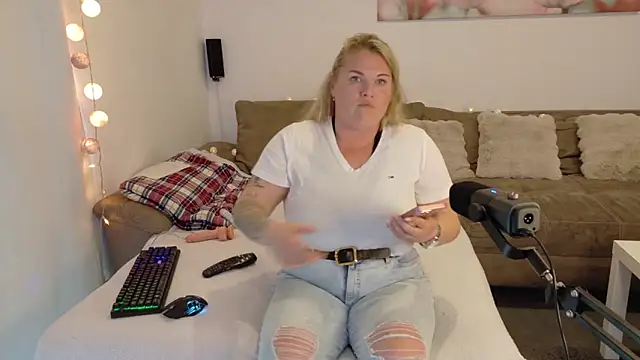 Jolina Juice online show from April 18, 1:48 pm