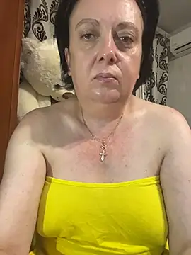 Melissa Morris online show from July 4, 8:15 pm