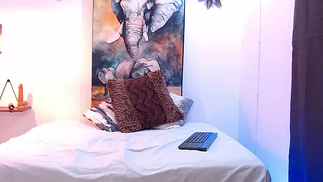 Sussana Wild online show from March 30, 12:39 pm