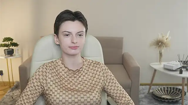 OrphaHayashi online show from March 5, 9:38 am