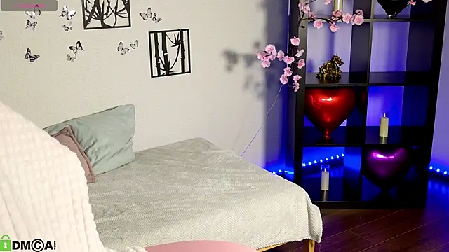 Sugar Kitten12 online show from May 22, 1:24 am