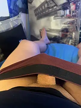 MatthewEmme2121 online show from March 24, 2:22 pm