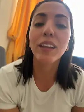 Snapshot of SamanthaWalker_ chatting on July 1, 7:46 pm SamanthaWalker online show from July 1, 7:46 pm