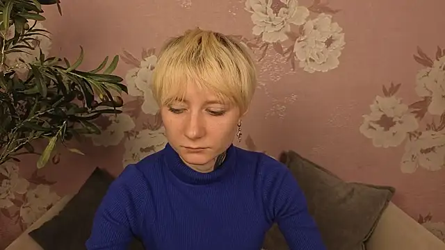 AudreaGaribai online show from March 5, 8:32 am