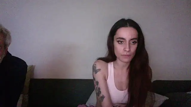 Snapshot of chiara-mario chatting on April 18, 4:49 am chiara-mario online show from April 18, 4:49 am