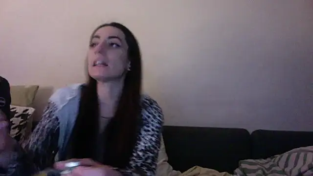 Snapshot of chiara-mario chatting on April 26, 9:56 pm chiara-mario online show from April 26, 9:56 pm