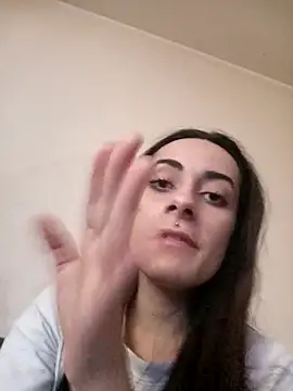Snapshot of chiara-mario chatting on May 13, 7:06 am chiara-mario online show from May 13, 7:06 am