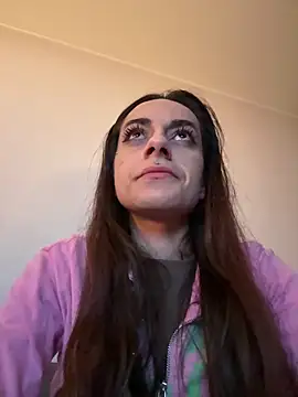 Snapshot of chiara-mario chatting on May 13, 11:22 pm chiara-mario online show from May 13, 11:22 pm