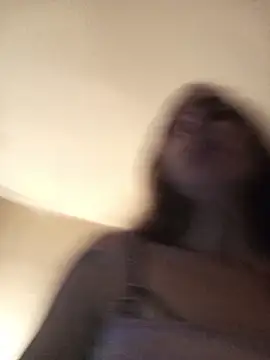 Snapshot of chiara-mario chatting on June 1, 7:04 pm chiara-mario online show from June 1, 7:04 pm