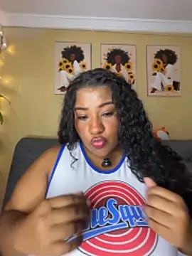 dana falcoo25 online show from April 3, 6:50 pm