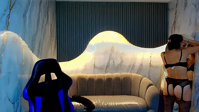 candy sky r online show from March 28, 3:06 am