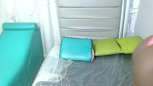 cruzsofiars707 online show from April 7, 11:54 am