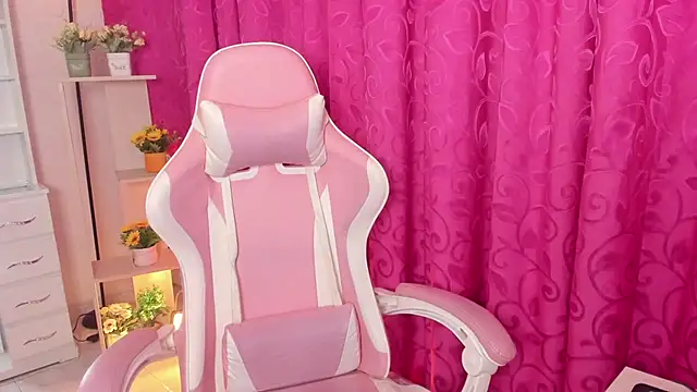 Ivy Brown  online show from March 27, 1:55 pm