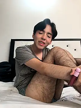 Lucca  555 online show from March 11, 9:43 pm