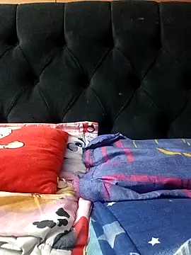 susanhottie1 online show from May 10, 1:00 am