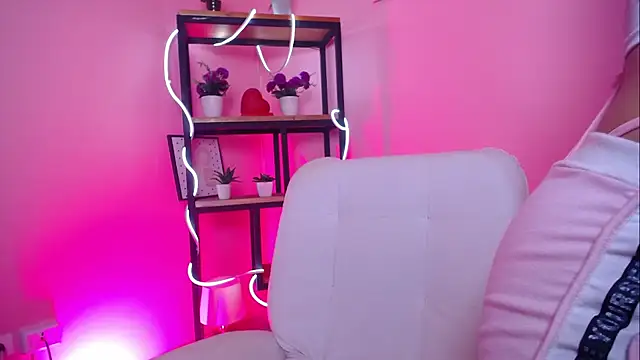 Nami Velle online show from March 26, 1:17 pm