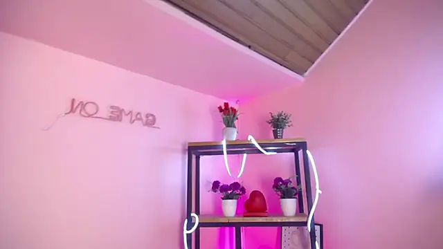 Nami Velle online show from April 10, 1:16 pm