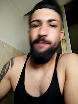 Tommy Porn  online show from April 6, 8:43 pm