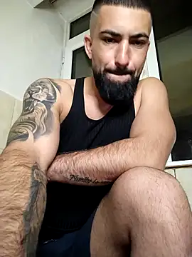 Tommy Porn  online show from April 8, 8:31 pm