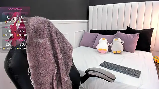 lil la skye online show from March 29, 11:21 am