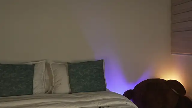 Violet SweetJS online show from April 30, 12:06 am