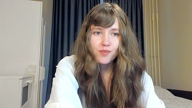 Snapshot of MaryannSofts chatting on June 26, 2:54 pm MaryannSofts online show from June 26, 2:54 pm