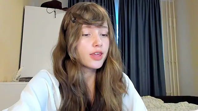 Snapshot of MaryannSofts chatting on July 9, 2:54 pm MaryannSofts online show from July 9, 2:54 pm