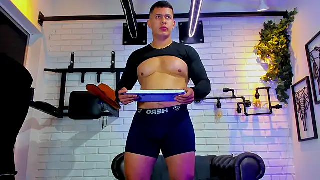 RomanCroft online show from April 15, 7:32 pm