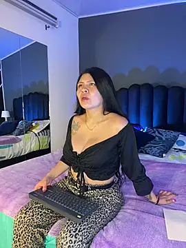 MeganSpencer  online show from April 14, 5:02 am