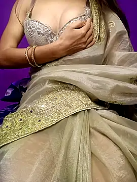 Yours dannyy online show from April 5, 2:20 am