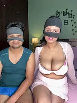 Snapshot of your_bhabhi_love chatting on July 19, 5:27 pm your bhabhi love online show from July 19, 5:27 pm