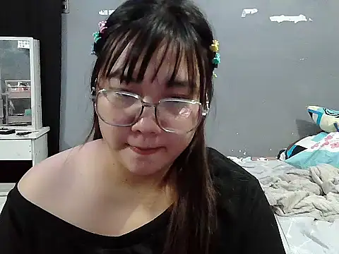 mabyhot16 online show from April 8, 8:36 am