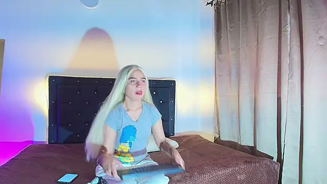 Snapshot of nayades_ricci chatting on June 23, 7:56 pm nayades ricci online show from June 23, 7:56 pm