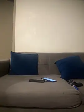 Extra BBC online show from April 9, 3:39 am