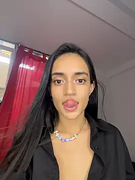 leilani X online show from April 7, 3:45 pm