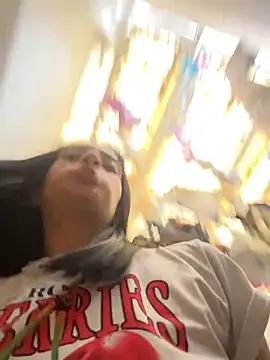 leilani X online show from April 15, 1:29 pm