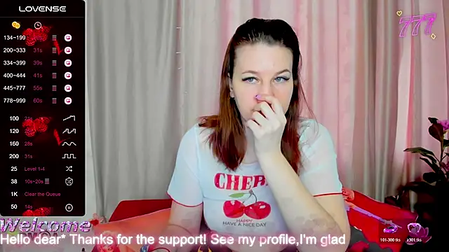 LilllyMoon online show from April 11, 1:10 am