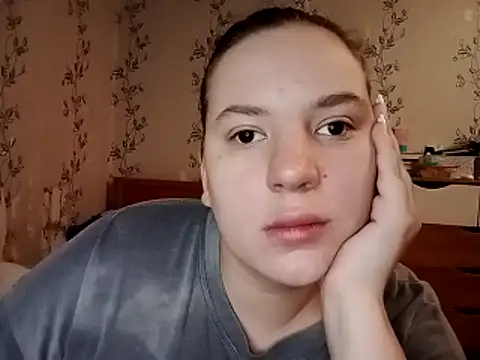 symmetryinvoid online show from April 2, 10:02 am