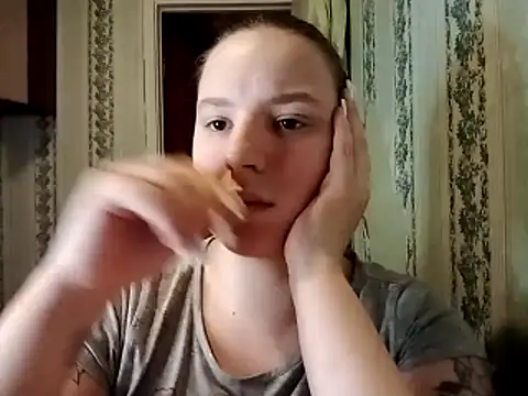 symmetryinvoid online show from April 7, 12:49 pm