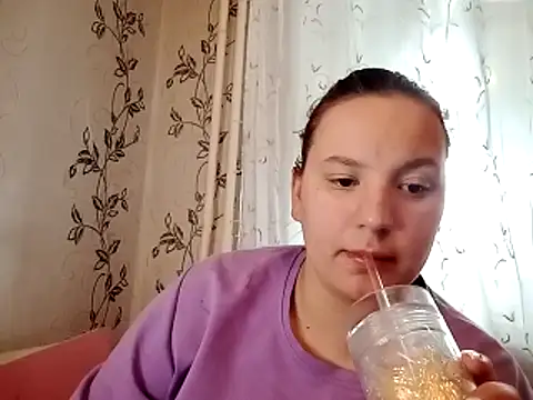 symmetryinvoid online show from April 9, 4:12 am