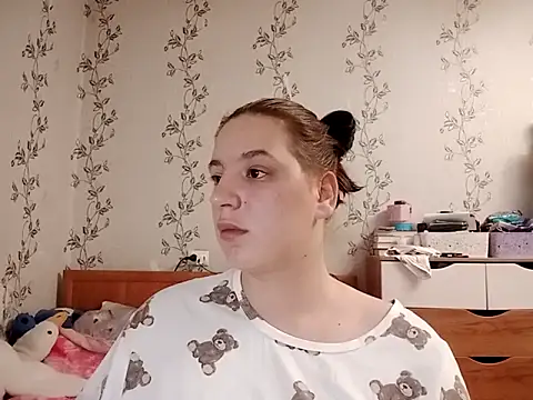 symmetryinvoid online show from April 16, 11:44 am