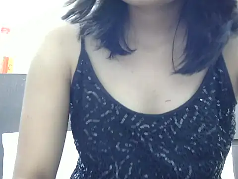 kAVYA 05 online show from April 13, 8:58 pm