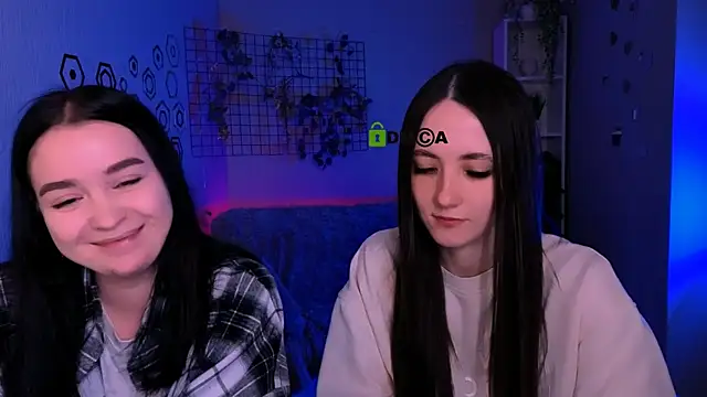 bella dorn online show from April 10, 7:18 pm