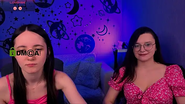 Snapshot of bella_dorn chatting on June 20, 7:16 pm bella dorn online show from June 20, 7:16 pm