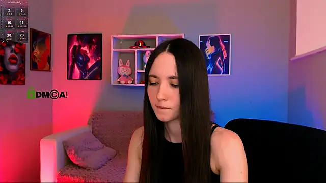 Snapshot of bella_dorn chatting on July 1, 7:35 pm bella dorn online show from July 1, 7:35 pm