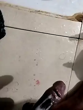 ishan Singh1 online show from April 8, 7:03 pm