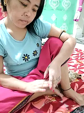 Manisha-Rai online show from April 5, 4:26 pm