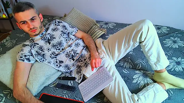 Magic Storms online show from April 6, 2:20 am